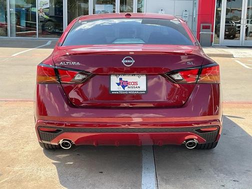 2025 Nissan Altima SL FWD