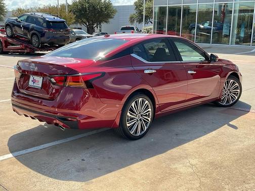 2025 Nissan Altima SL FWD