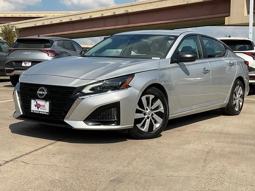 2024 Nissan Altima S FWD