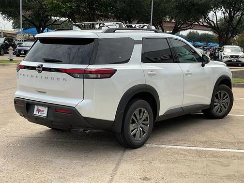 2025 Nissan Pathfinder SV FWD