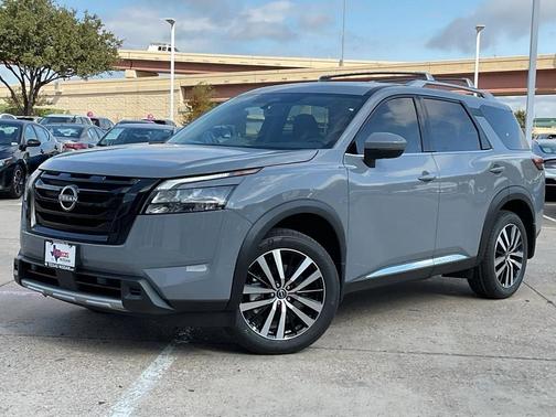 2025 Nissan Pathfinder Platinum FWD