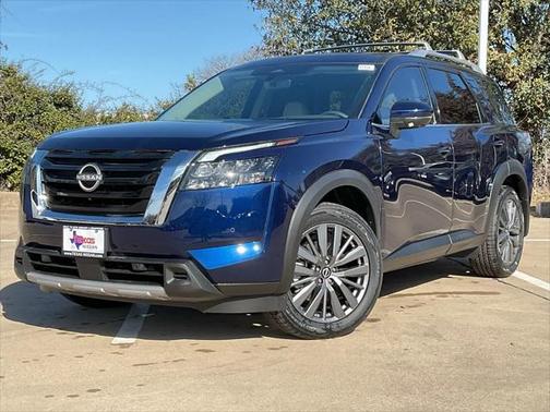 2025 Nissan Pathfinder SL FWD