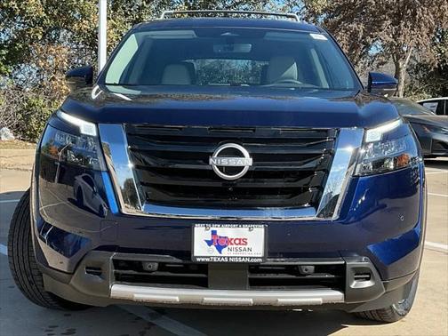 2025 Nissan Pathfinder SL FWD