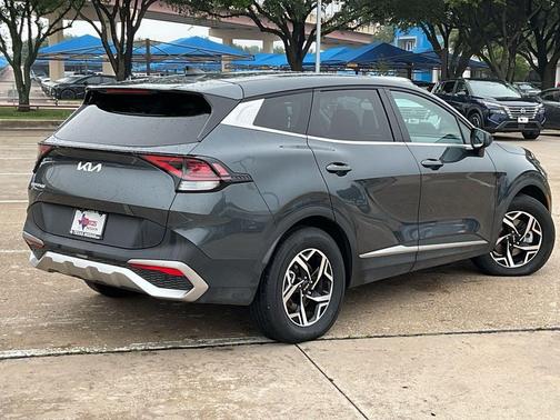 Gravity Gray 2024 Kia Sportage LX