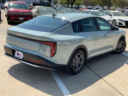 Morning Haze 2025 Kia K4 LXS