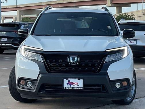 Platinum White Pearl 2021 Honda Passport 2WD Touring
