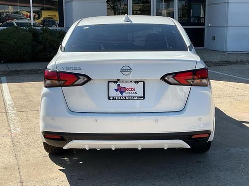 2025 Nissan Versa 1.6 SV