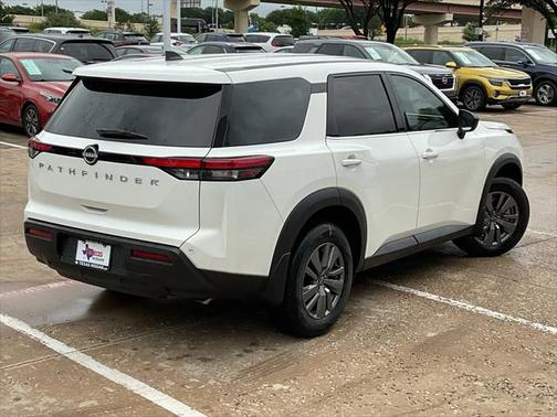 2025 Nissan Pathfinder S FWD