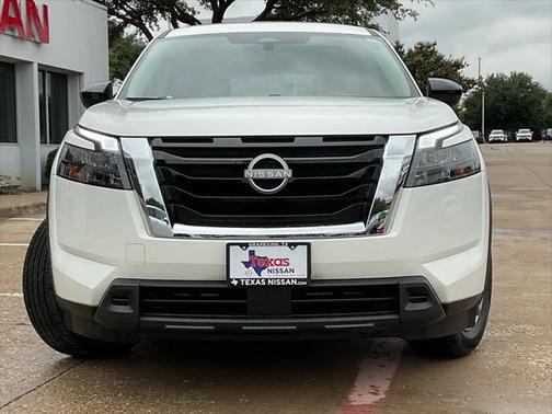 2025 Nissan Pathfinder S FWD