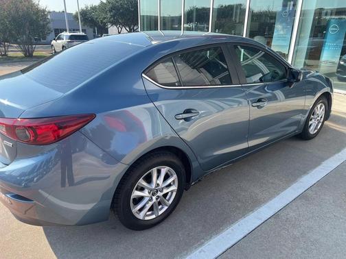 2016 Mazda Mazda3 i Sport