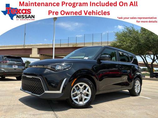 Fusion Black 2025 Kia Soul LX
