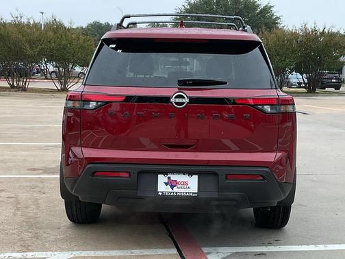 2025 Nissan Pathfinder SV FWD