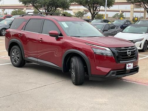 2025 Nissan Pathfinder SV FWD