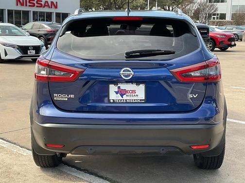2020 Nissan Rogue Sport SV