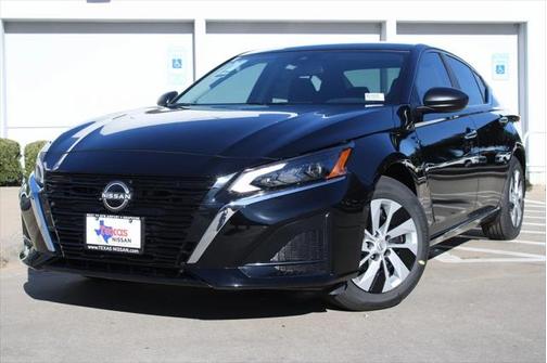 2025 Nissan Altima S FWD