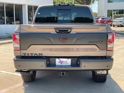 2024 Nissan Titan PRO-4X