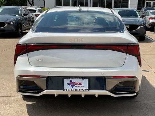 Snow White Pearl 2025 Kia K5 LXS