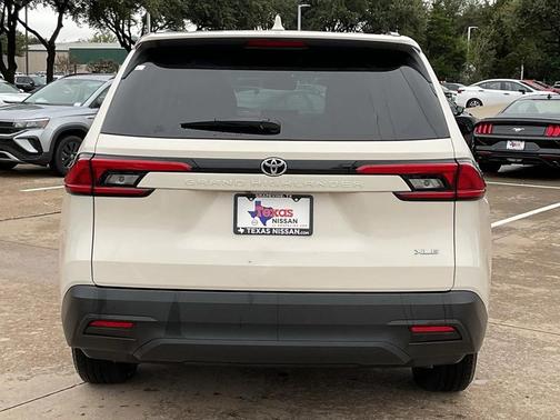 2024 Toyota Grand Highlander XLE