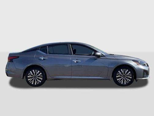 Gun Metallic 2026 Nissan Altima SV FWD