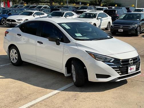 2025 Nissan Versa 1.6 S