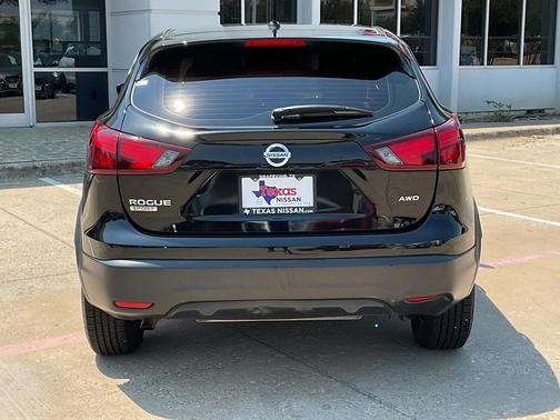2018 Nissan Rogue Sport S