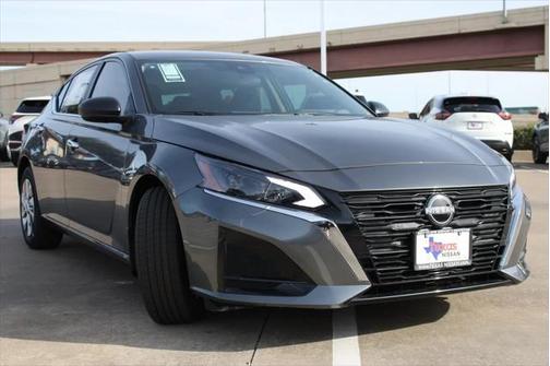 2025 Nissan Altima S FWD