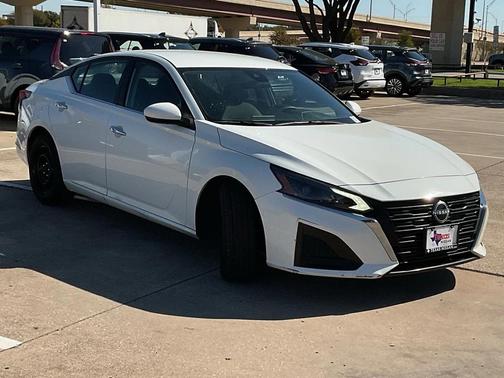 2023 Nissan Altima S FWD