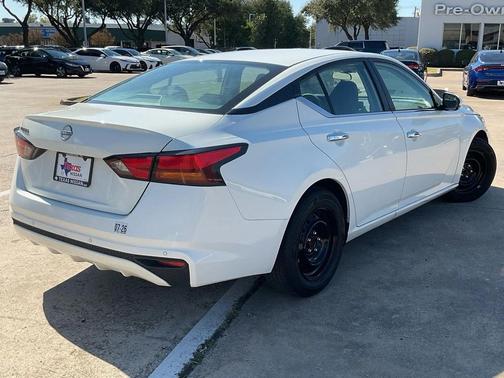 2023 Nissan Altima S FWD