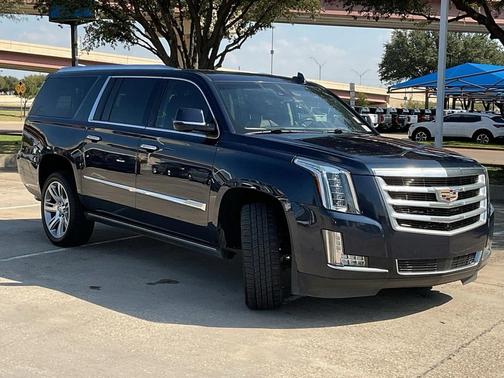 2018 Cadillac Escalade ESV Premium Luxury