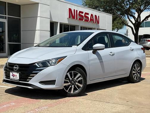 2024 Nissan Versa 1.6 SV