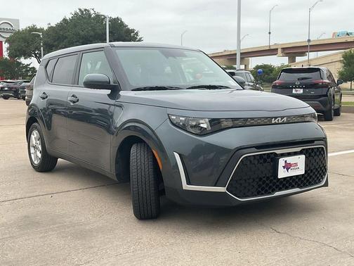 Gravity Gray 2025 Kia Soul LX