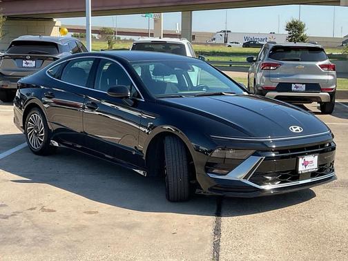 2024 Hyundai SONATA Hybrid SE