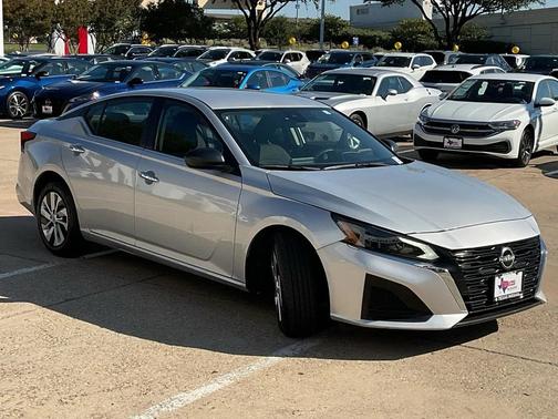2024 Nissan Altima S FWD