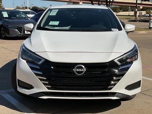 2025 Nissan Versa 1.6 SV