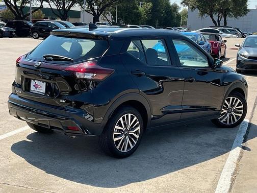 2024 Nissan Kicks SV