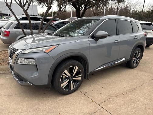 2022 Nissan Rogue SL