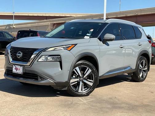 2022 Nissan Rogue SL