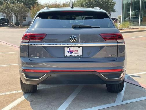 2022 Volkswagen Atlas Cross Sport 2.0T SE w/Technology 4MOTION
