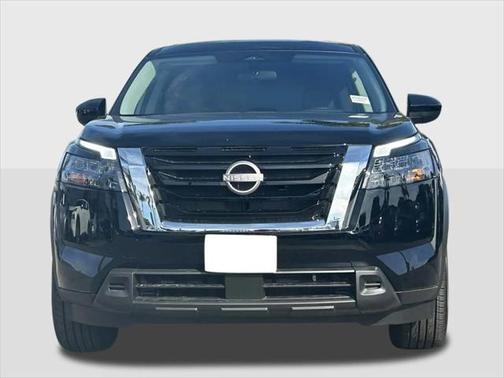 2025 Nissan Pathfinder S FWD