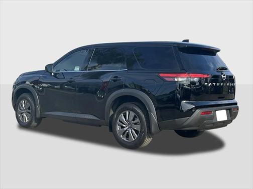 2025 Nissan Pathfinder S FWD