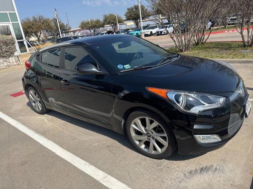 2017 Hyundai Veloster Base
