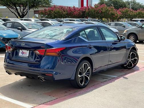 2024 Nissan Altima SR Intelligent AWD