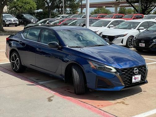 2024 Nissan Altima SR Intelligent AWD