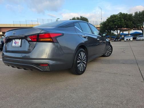 Gun Metallic 2025 Nissan Altima 2.5 SV