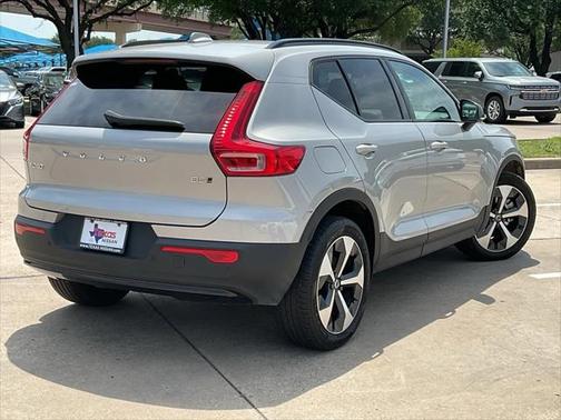 2024 Volvo XC40 B5 Core Bright Theme