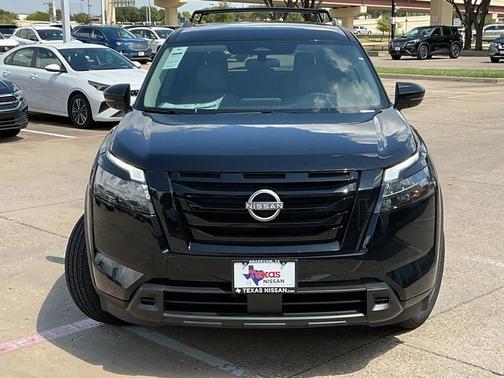2025 Nissan Pathfinder SV FWD