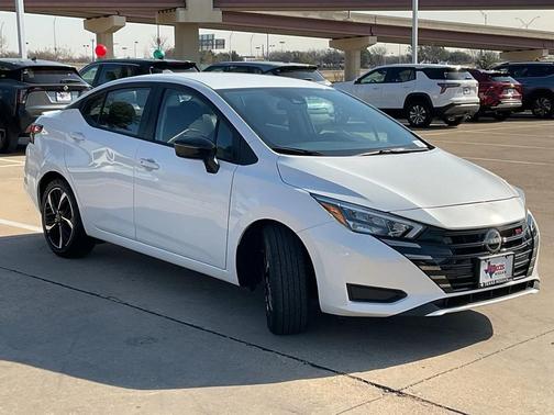 2024 Nissan Versa 1.6 S