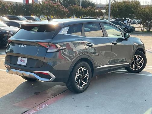 2024 Kia Sportage LX