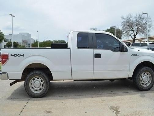 Photo 4 of 32 of 2013 Ford F-150 XL