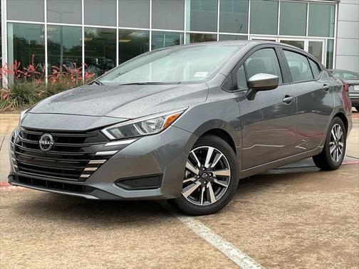 2023 Nissan Versa 1.6 SV